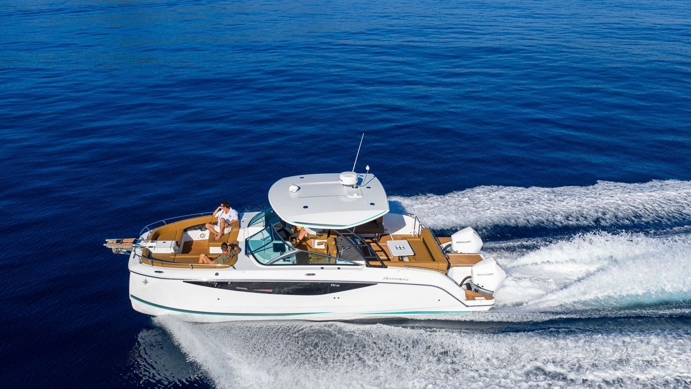 Jeanneau TH33